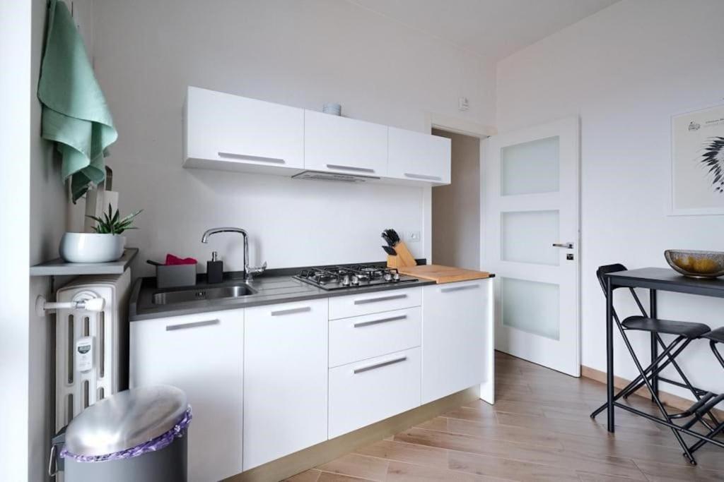 Lux 180Sqm Flat - Entire Last Floor Mediolan Zewnętrze zdjęcie