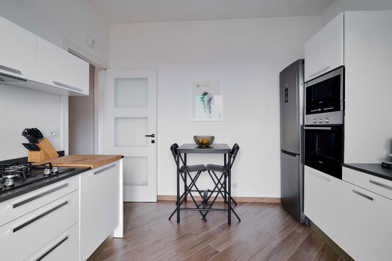 Lux 180Sqm Flat - Entire Last Floor Mediolan Zewnętrze zdjęcie